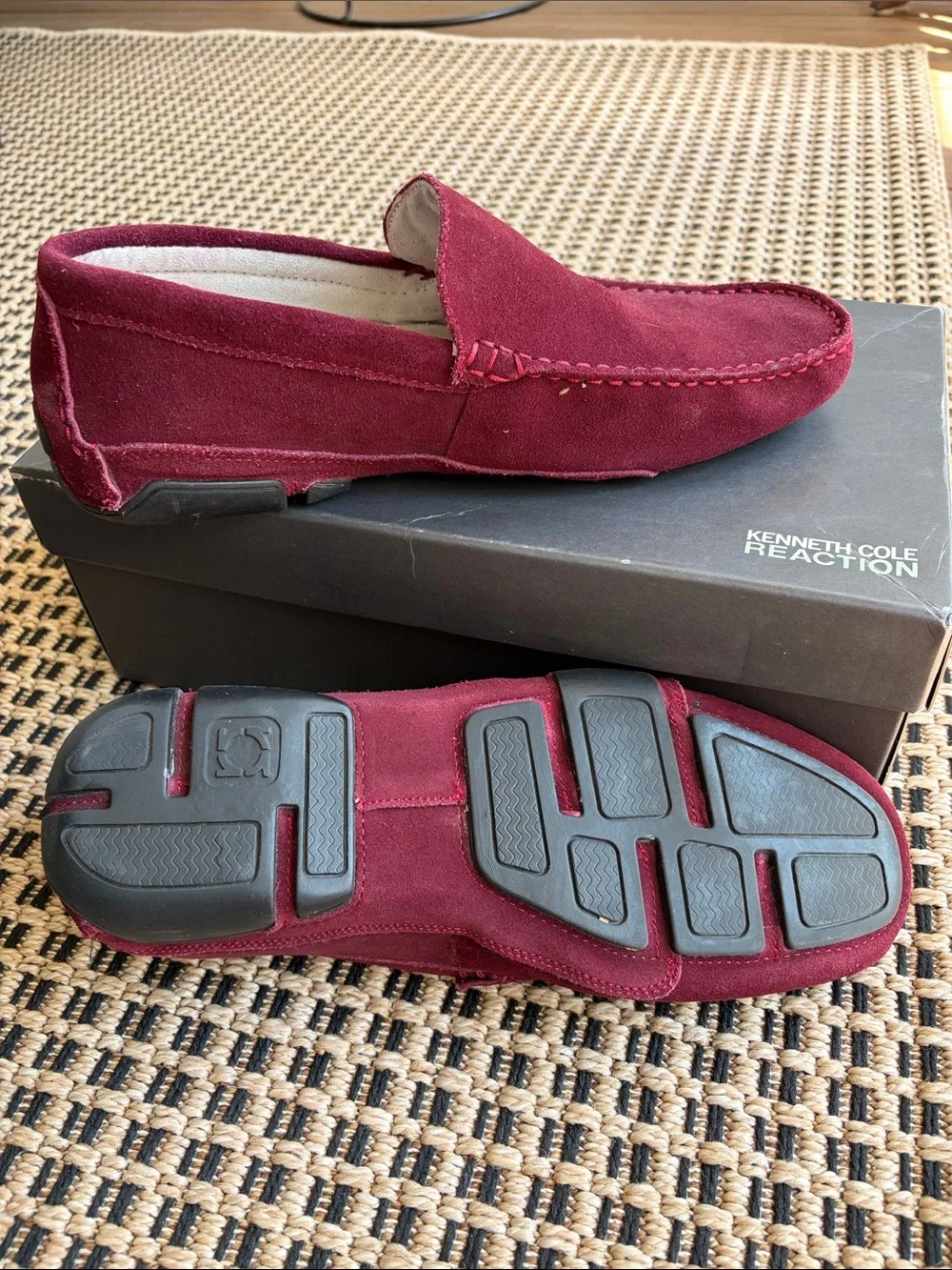Kenneth Cole Reaction Men's Size 11 Burgundy Suede Slip-On Loafers - Excellent C